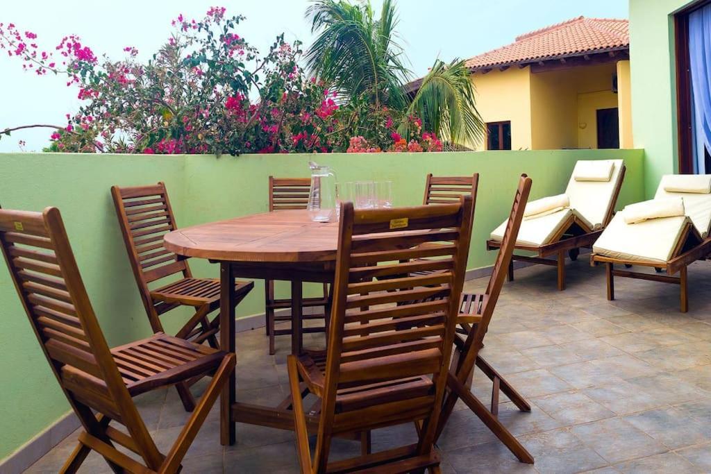 Porto Antigo 1 - Beach Apartments Santa Maria Exterior photo